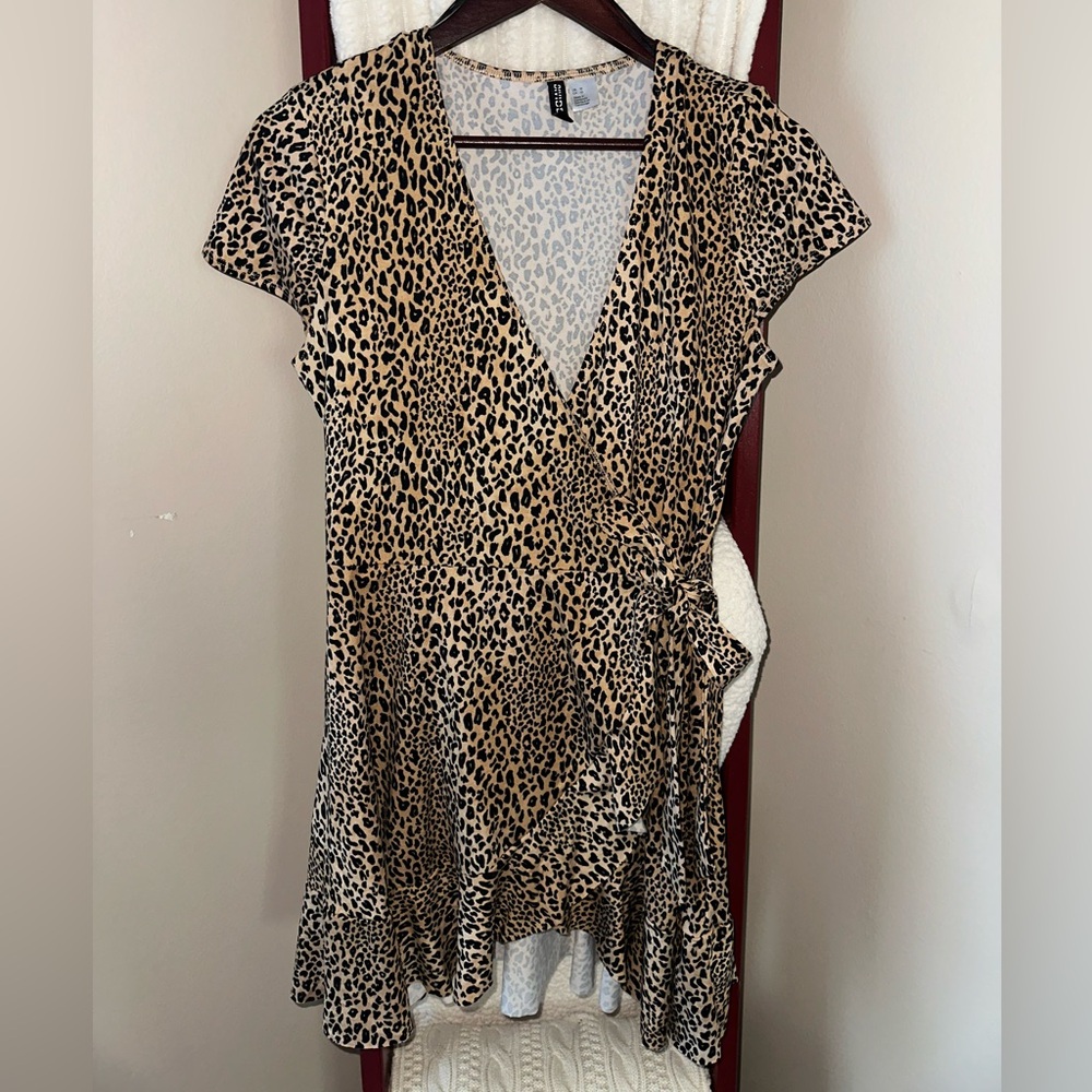 Divided by H&M Leopard Print Mini Dress